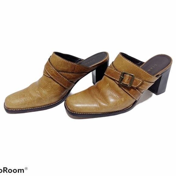 GIANNI BINI Honey Brown Buckle Accent Slip On Mule - Picture 1 of 13